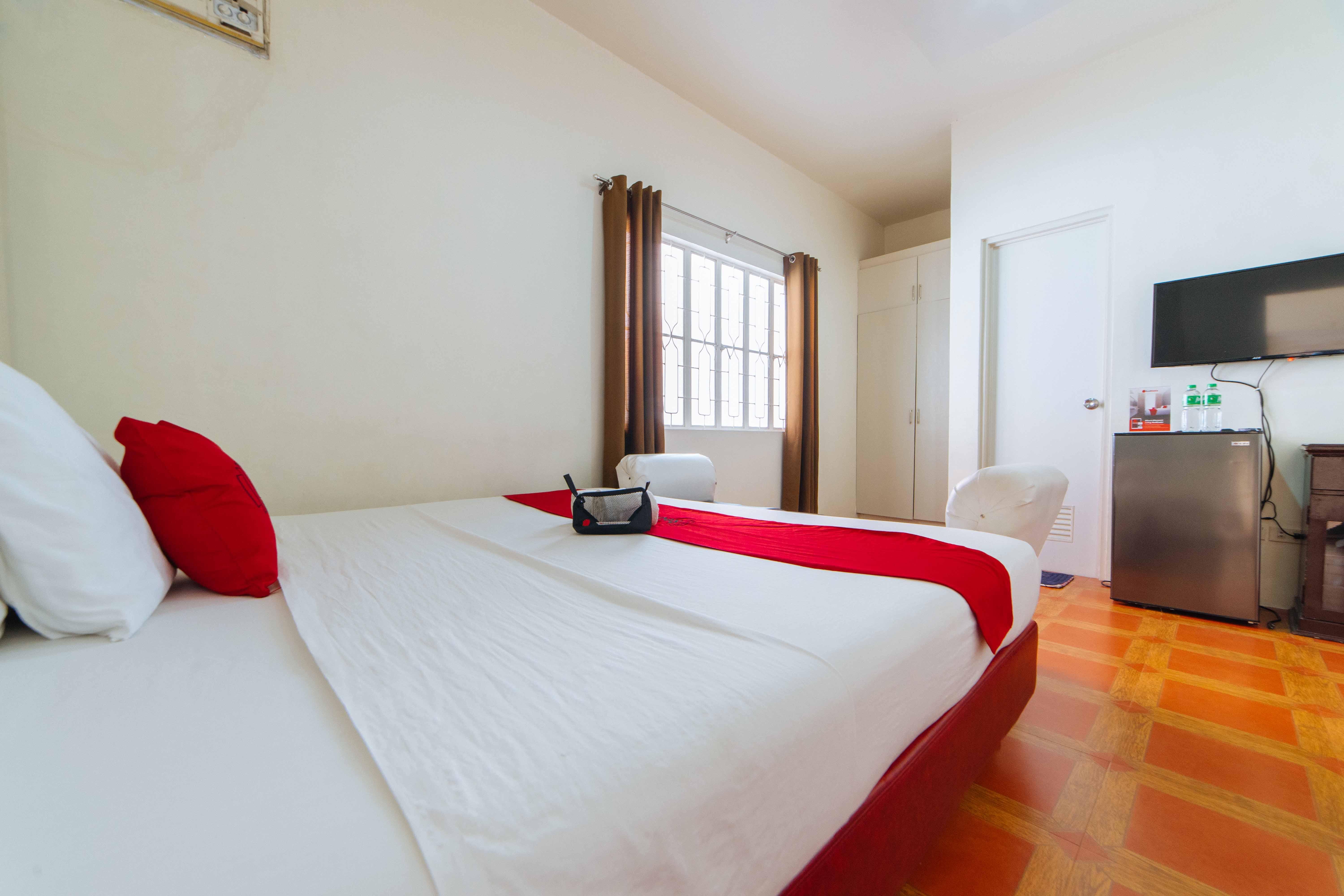 Reddoorz Near Walking Street Angeles City Ngoại thất bức ảnh