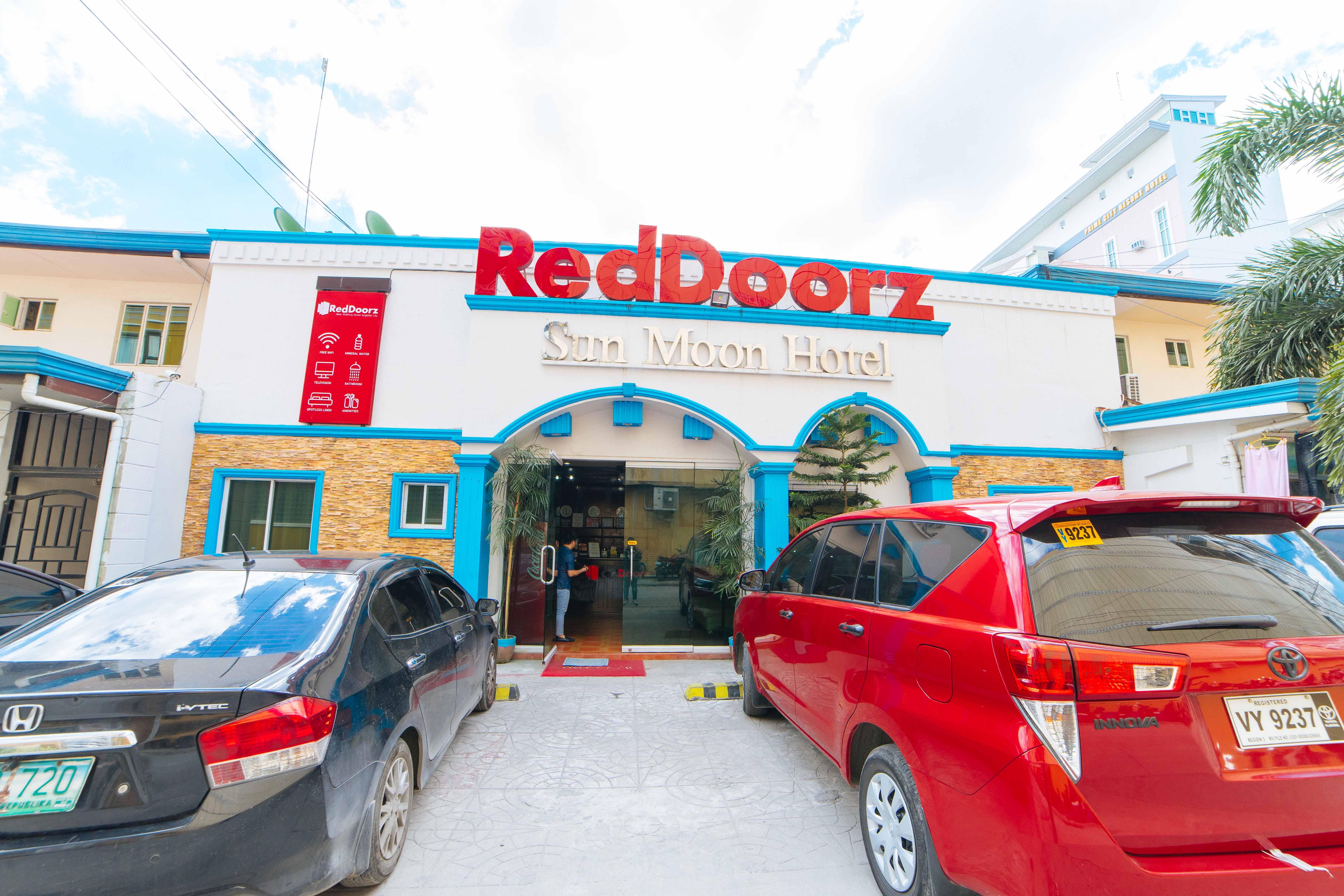 Reddoorz Near Walking Street Angeles City Ngoại thất bức ảnh