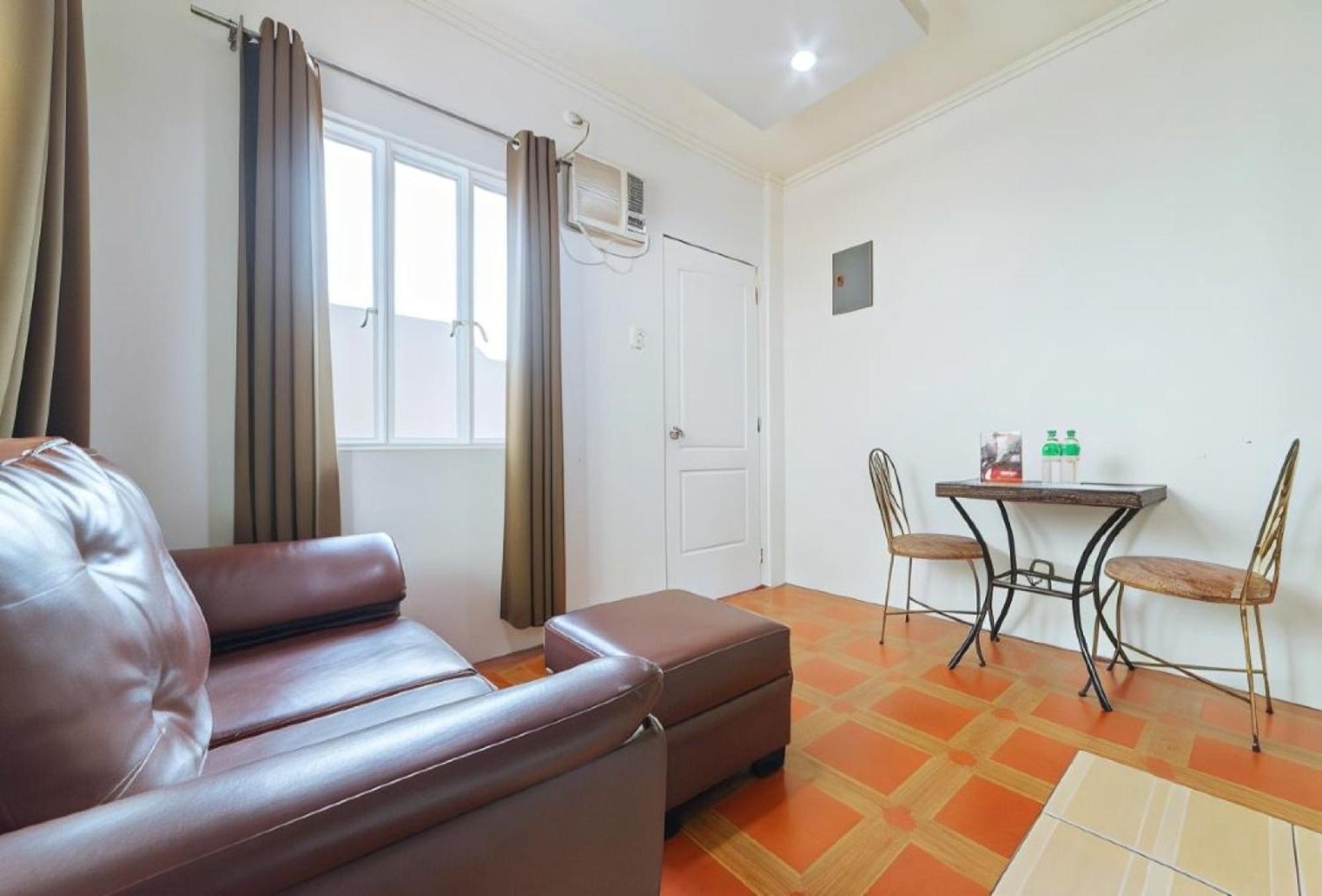 Reddoorz Near Walking Street Angeles City Ngoại thất bức ảnh