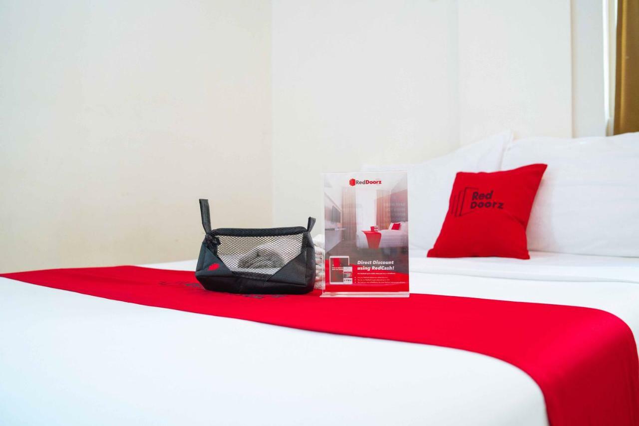 Reddoorz Near Walking Street Angeles City Ngoại thất bức ảnh