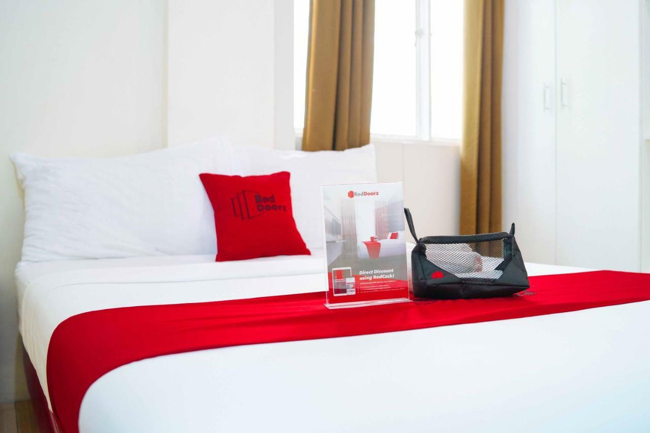 Reddoorz Near Walking Street Angeles City Ngoại thất bức ảnh